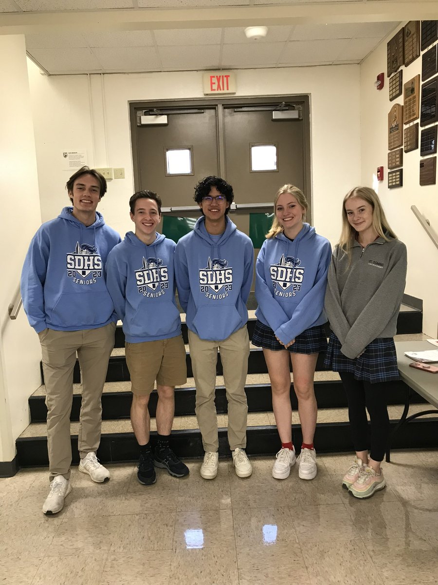 SDHS_performing's tweet photo. Break a leg to the students competing for All State Choir tonight! (Seniors: Vinny P, Cody P, Aaron Y, Maille H, and Gia D   Junior: Lindsey M) #sdhs #sdhsperforming #statecomp #sdhschoir #crusadernation https://t.co/jxfLXPGkOT
