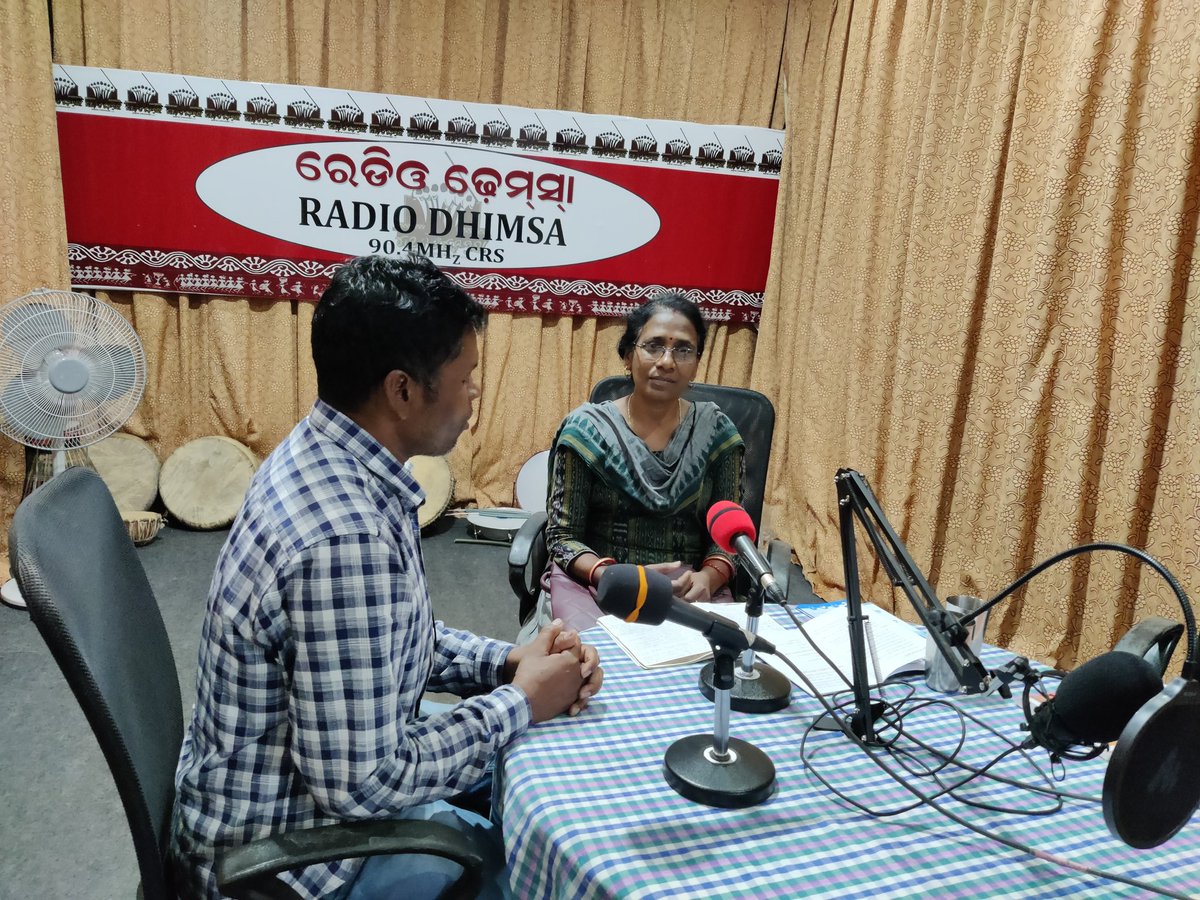 SouthSova's tweet photo. Another discussion on " Need of Adolescent vaccination" was taken place at Radio Station and to grace the Chair, Principal of Anganwadi Training Centre smt Ranjubala Malla was present.
@YoungIndiaIN @ShahAnsariLive @UNICEFIndia @Community4Change @Communityradio https://t.co/cac9sAKfk8