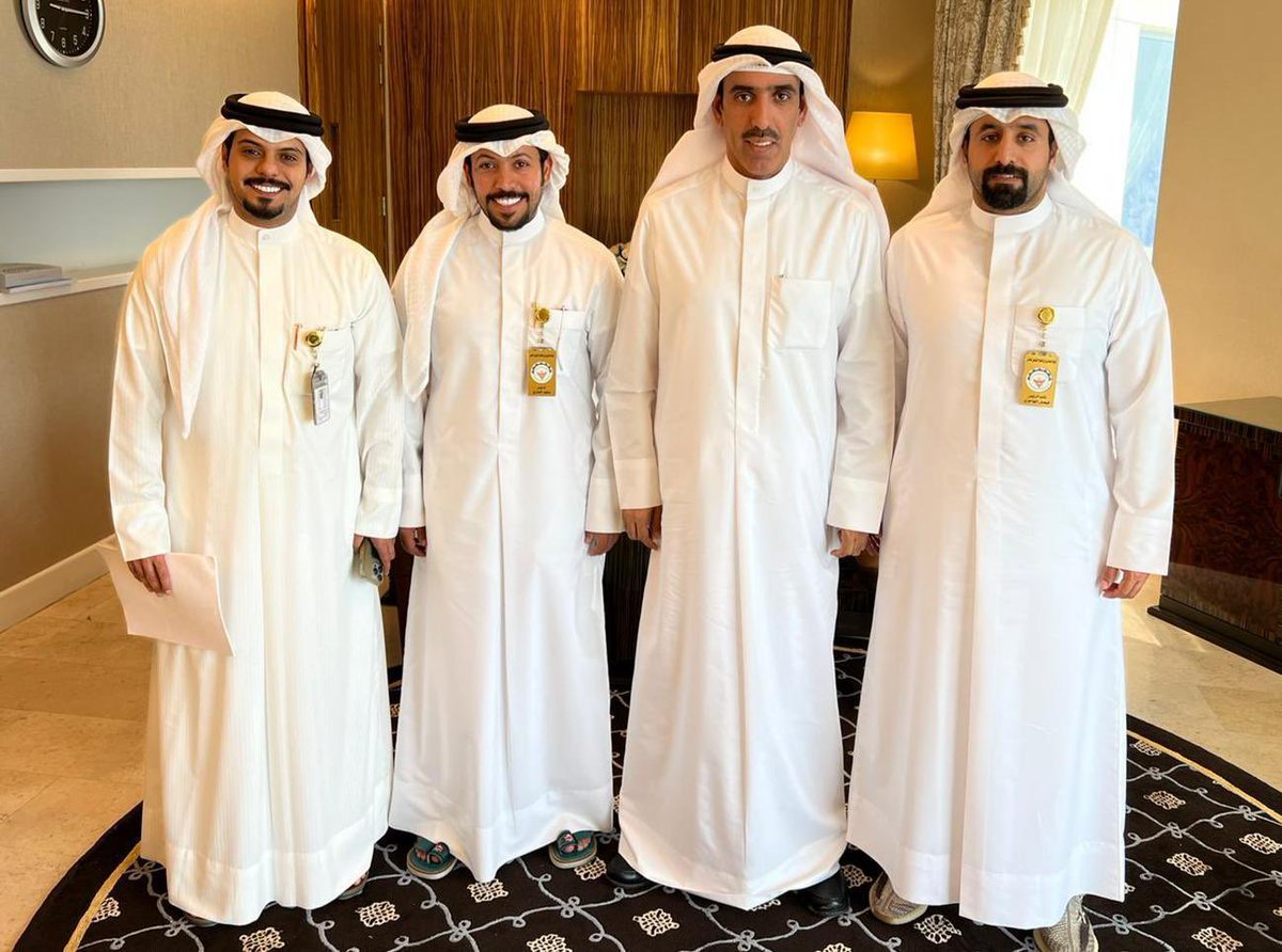 UNIONPRIVATEOIL's tweet photo. استكمالاً لمطالبات النقابة التقينا النائب:سعود العصفور
ونشكر له تفهمه وتبنيه لمطالب العاملين ب #القطاع_النفطي_الخاص
حيث اكد انه سوف يستخدم جميع صلاحياته لمتابعه جل ما يهم العاملين وانه لن يسمح بأي انتقاص لهم وسيتم المتابعه مع النقابه ودعم اي مقترح لطبقه العامله
@SaudAlasfoor https://t.co/uOHa4kq3LQ