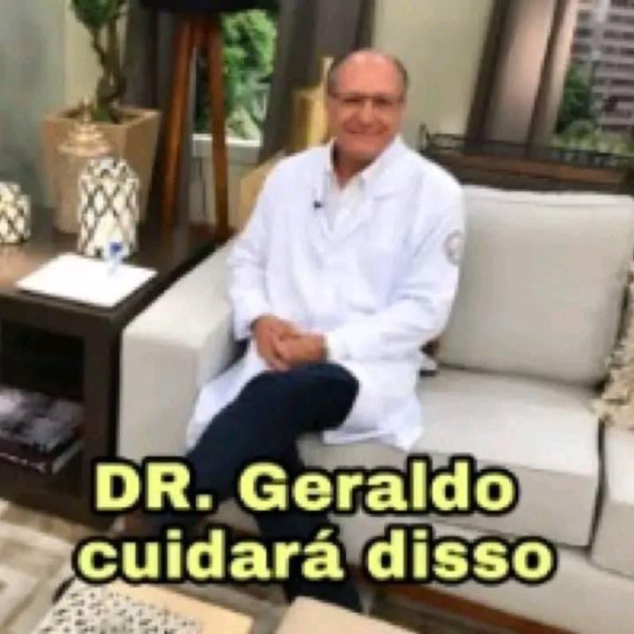 choquei's tweet photo. 🚨AGORA: O vice-presidente eleito, Geraldo Alckmin, chega em Brasília para começar a transição de Governo. https://t.co/3pE6EI4C6j