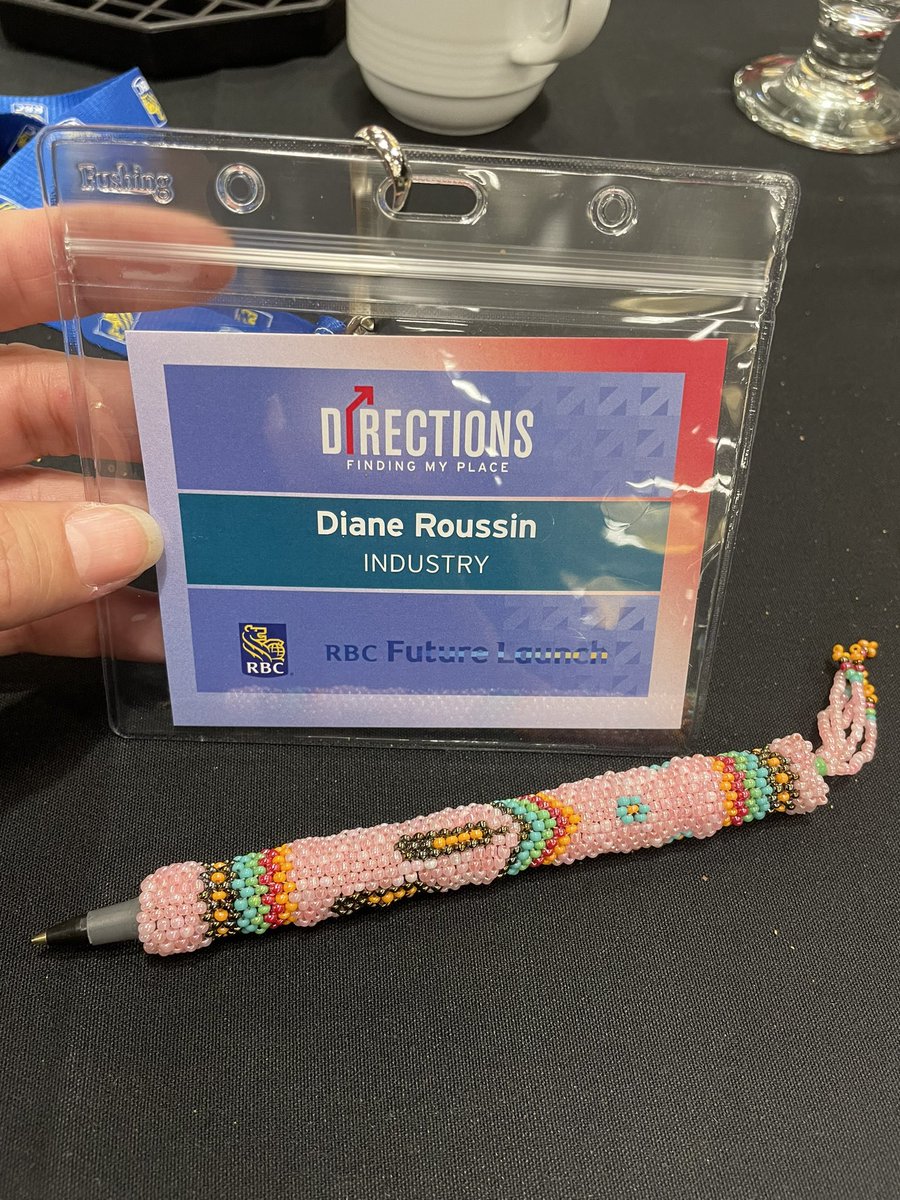 dianeroussin007's tweet photo. Ready to kick off @DirectionsRRC with 1000 students & supporters #Directions2022 #FindingMyPlace #Innovation @RRC @RRCIndigenous @RBCConvCtreWpg https://t.co/nYyrpdb3sQ