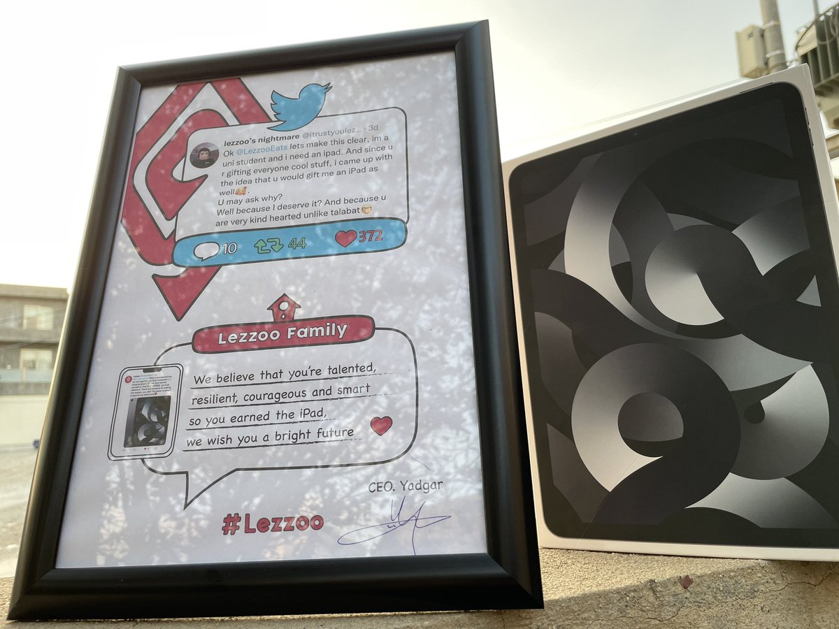itrustyoulezzoo's tweet photo. Helloooo everyone
I just wanted to confirm it to all of u that I received the ipad that @LezzooEats promised to gift me, also they sent another sweet Valuable gift with it❤️
So i just want to thank every single one of u who helped to make this a reality, i’ll never forget this❤️ https://t.co/D9L4hNOubV