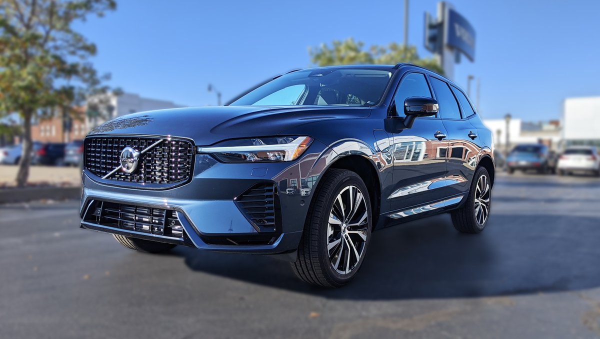 Isringhausen's tweet photo. The smart 2023 XC60 Recharge Plug-In Hybrid. This XC60 smart plug-in hybrid midsize SUV has Nappa Leather Interior and Google built-in. Averages 63 MPGe &amp; comes stock @ combined 455hp.

Best combination of luxury, efficiency &amp; speed. 877.364.9715 https://t.co/8Ac1tHFn8f https://t.co/TPY7EYp0cb