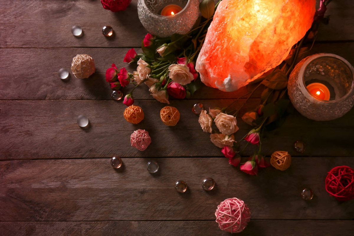 LarsenElgan's tweet photo. A Himalayan salt lamp will bring peace and calmness into any home. Each one is handmade.

https://t.co/BSQuX4xM8M https://t.co/J6EH6vKuL7