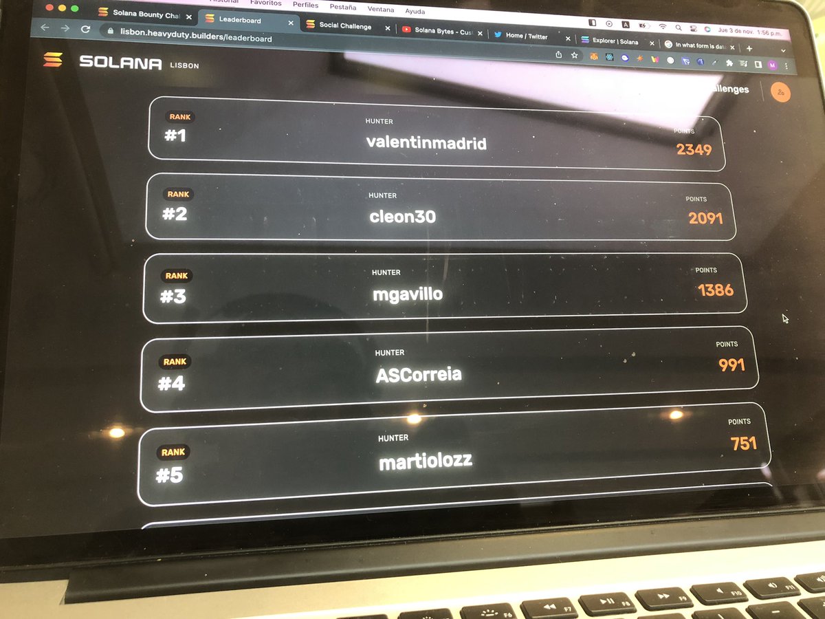 MartioloJ's tweet photo. There is no way I’m not getting in the chopper!! #LisbonDevChallenge #ChopperChallenge @HeavyDutyBuild @hackerhouses https://t.co/z0mNhVrLzH
