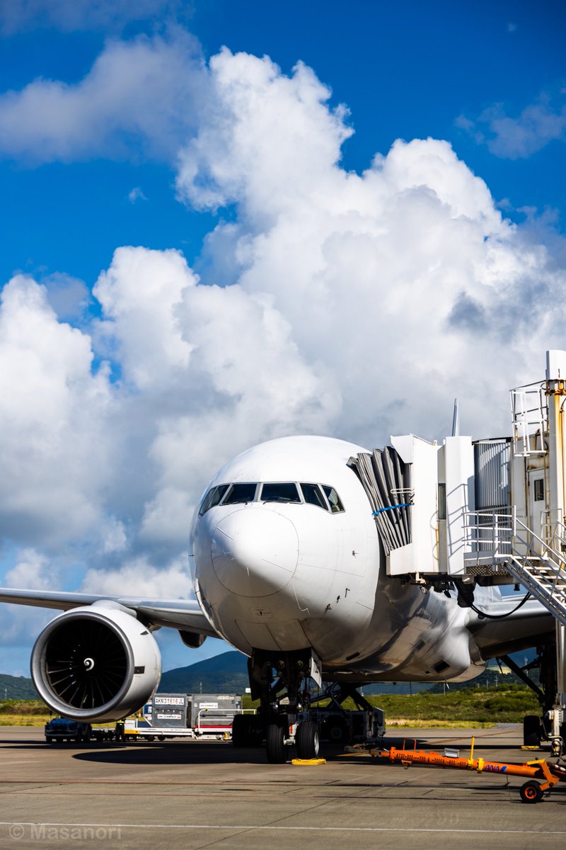 masa_camera_15's tweet photo. JALB777-200のV64とV63ってなにが違うん??
どなたか知ってる方いたら教えてください👍
#JAL #b772 #V64 #V63 #の違い https://t.co/H6EJm8PJBp