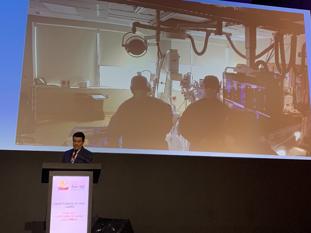 jczerpa's tweet photo. Live now at #SobracLAHRS2022 AFib ablation a fluroless technique by @josoriomd and team. @SobracO @LAHRSonline1 . And the dream team for discussion @CarinaHardy4 @FScazzuso @drluissaenz Vidal Essebag. Jet ventilation, Vizigo, #HPSD https://t.co/yffqzYadGh