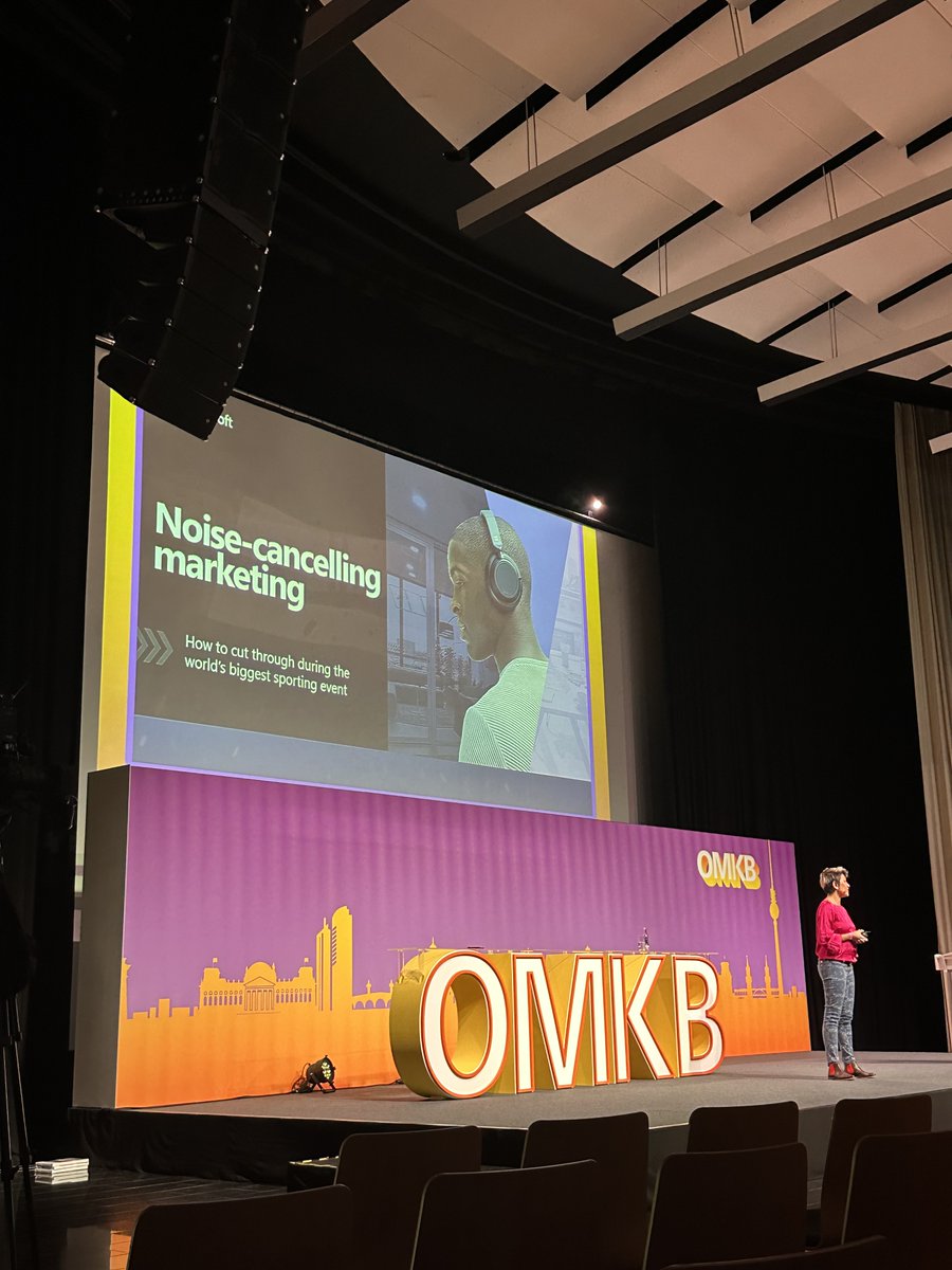 marketingberlin's tweet photo. MCB Mitglieder trifft man immer 😄 

Auch bei der OMKB am 02.11 im Kosmos Berlin 👍

#MCBer #OMKB #auma #Onlinemarketing

@OMKB_de @AUMAeV @tdoil @schoenwiese https://t.co/DSYGVxkXq3