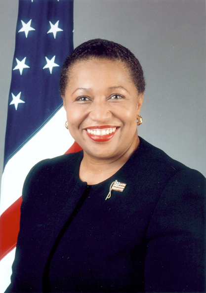 black_rolemodel's tweet photo. Carol Mosley Braun became the first black woman elected to the U.S. Senate on this date in 1992. The Illinois Senator became the only second black senator of the 20th century.
https://t.co/pJLE7hE8Ez
#blackrolemodels #blackgirlmagic #blackmen https://t.co/0cdmUhlMl6