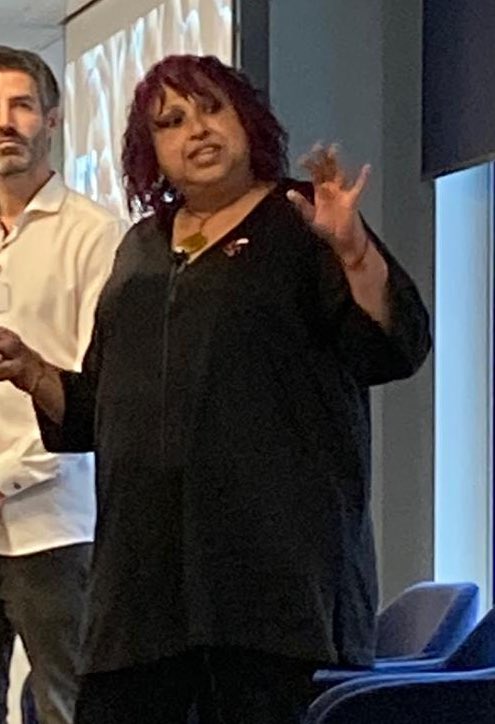 “Relevancy is essential” - @katyhowell  at #B2BTrailblazers  
#B2Bmarketers must stop putting the same content on multiple channels, “it’s no wonder audiences get bored!”