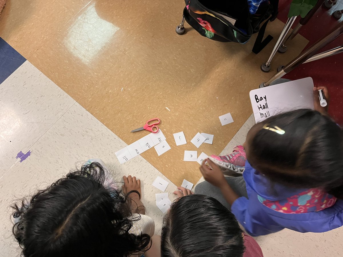 Are you up for the phonics vocabulary challenge? Ss in Mrs. Villareal’s class are! They are making words with their spelling patterns, discussing word meaning in context, and are practicing decoding and encoding skills! They are exercising both sides of the SVR. #winning