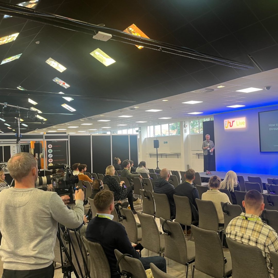 BrooksonLegal's tweet photo. It's been a fantastic day so far at @InhouseRecNet live in Bristol.

We've spoken to lots of you already, but if you're yet to come and see us make sure you swing by stand 18 - we're ready when you are! 

#IHRlive #bristol #recruitment #brookson #IR35 #contractors #recruiters https://t.co/F72t9NSdGU