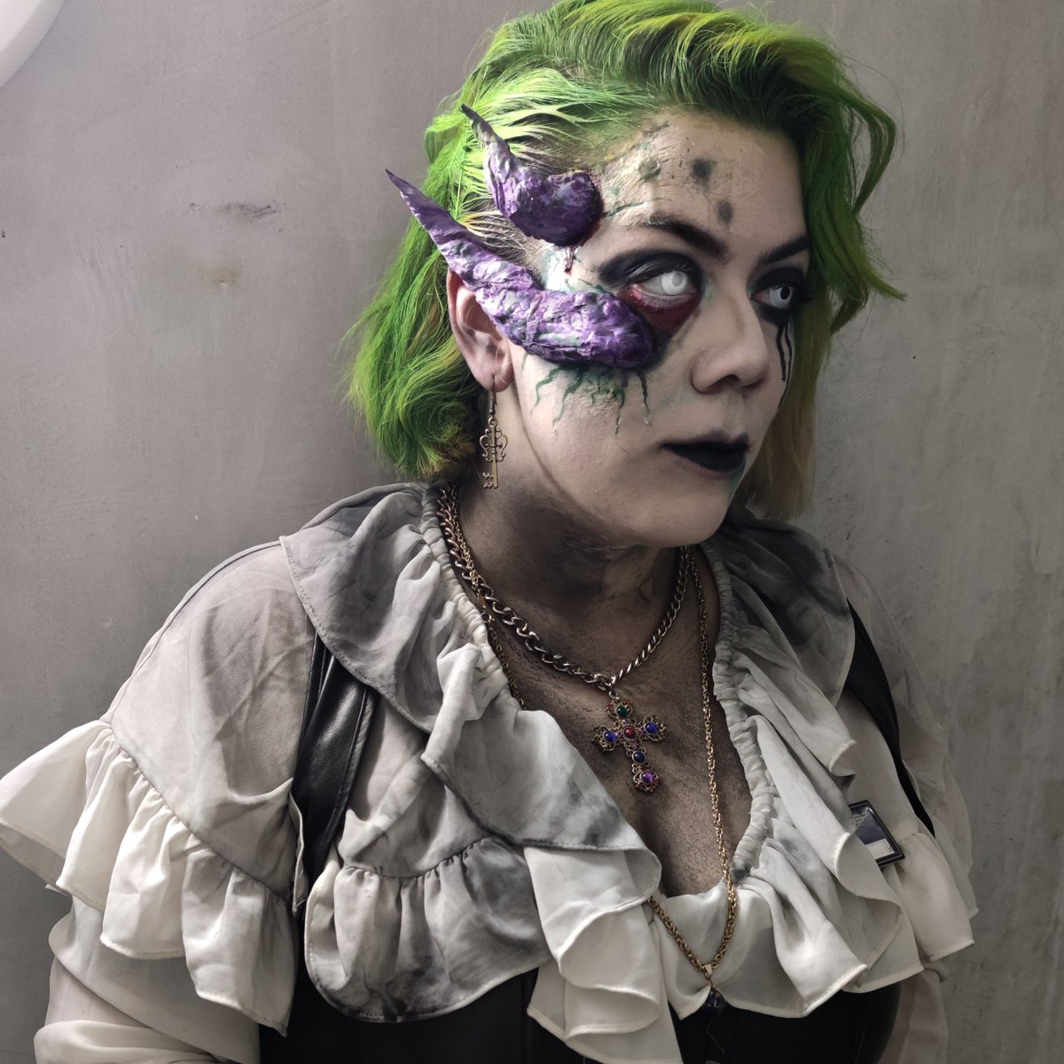 futuroscope's tweet image. Les équipes du Parc se sont déguisées pour #Futuroween 🎃 Les costumes ont remplacé leurs tenues habituelles, pour le plus grand plaisir des visiteurs 😁