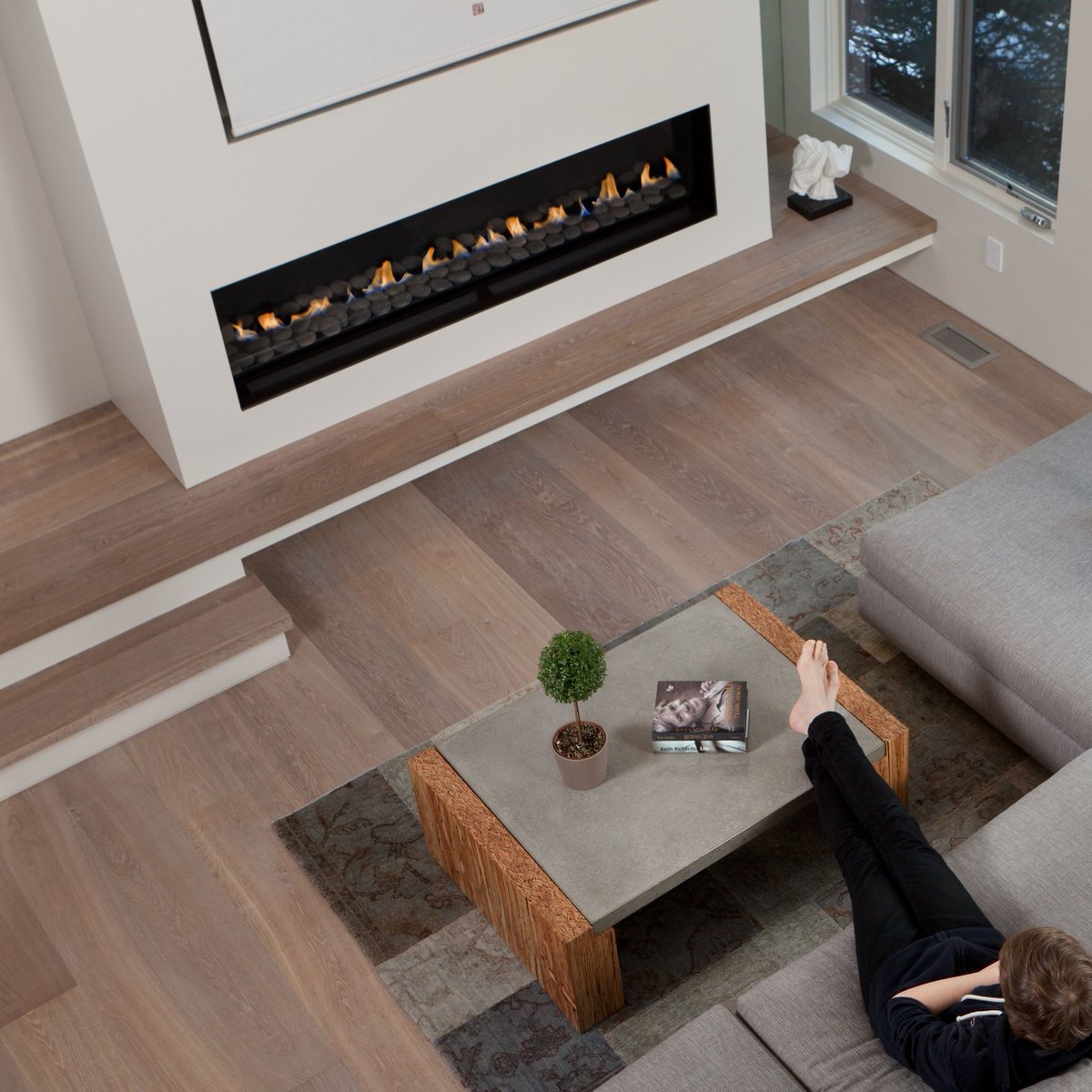 sparkfires's tweet photo. Enjoy the warmth and glow of a Spark Modern Fire
.
.
Learn more about our products at https://t.co/phLuLfVCx1 https://t.co/z0bDKSRtlq
