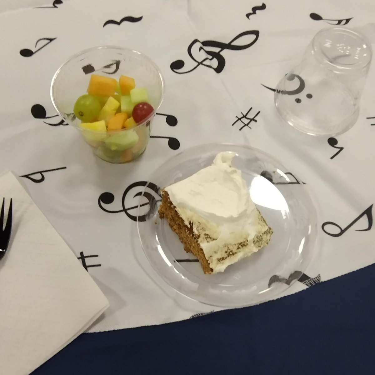 ceslchhgw's tweet photo. #DidYouKnow? You can use an old-fashioned washing board to create music! Last week, The Starvation Army Band returned to Ring House to play smooth jazz for #CESLC residents. 🎶 https://t.co/wInf33tSQd