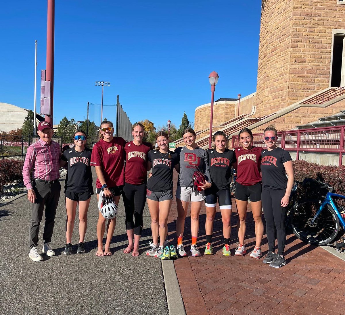 DU_chancellor's tweet photo. I really enjoy watching our student- athletes practice. They embody the 4D experience as they balance academic and athletic excellence, develop character, resilience, and teamwork, take care of their well-being, all while exploring lives of purpose at DU! https://t.co/UoCXcB8YHY