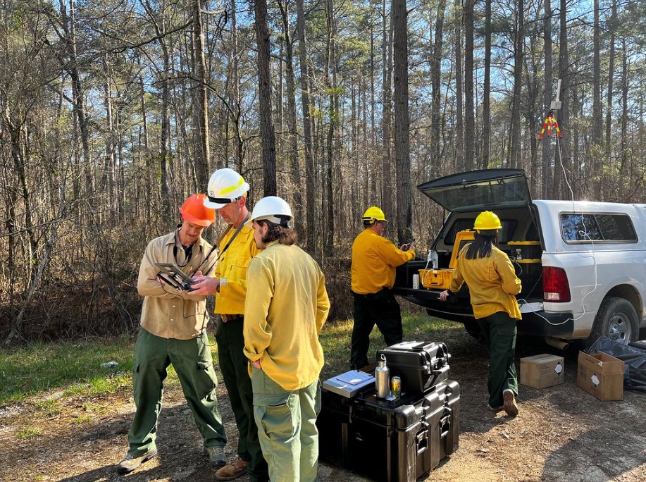 FS_MBRTB's tweet photo. New job postings are being added to our MBRTB Employment page every day! Check back often for exciting opportunities to #WorkForNature in northern Colorado and southeast Wyoming!
https://t.co/j7onE5GKPc https://t.co/vd8OUr4hJu