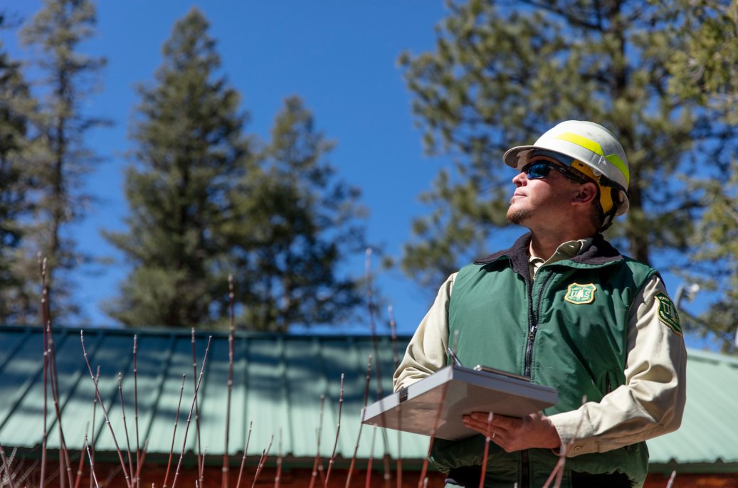 FS_MBRTB's tweet photo. New job postings are being added to our MBRTB Employment page every day! Check back often for exciting opportunities to #WorkForNature in northern Colorado and southeast Wyoming!
https://t.co/j7onE5GKPc https://t.co/vd8OUr4hJu