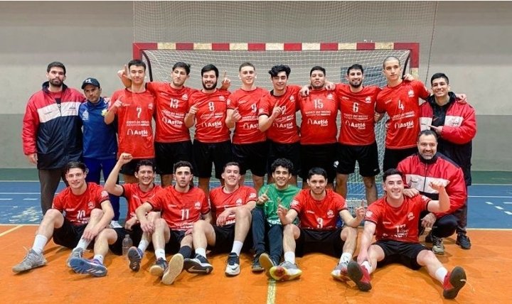 JavierSallustro's tweet photo. #Handball #LaPunta 
Nacional de Clubes Clasificación y Final Four
Se viene lo lindo para @cmr_handball y @Handballmaipu1

#SportKidsRadio #ArgentinaTambiénJuega 

Auspician la Info #DonEvaristo #distribuidoramachin #massviajeros @ivanadapassano  #magicloveok #matisallustrotattoo https://t.co/nTWGk1w9cG