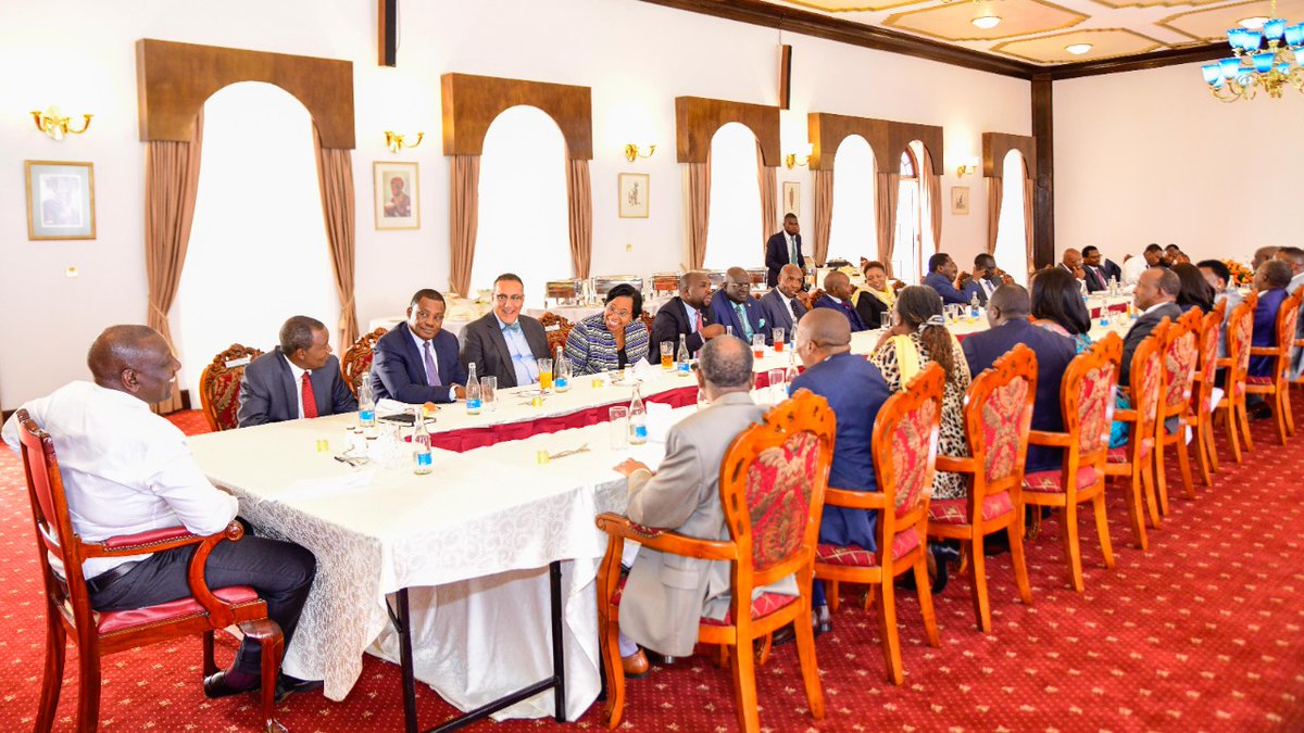 citizentvkenya's tweet photo. In Pictures: President William Ruto today hosted an interactive session with incoming and outgoing Cabinet Secretaries https://t.co/gLV54WR77Y