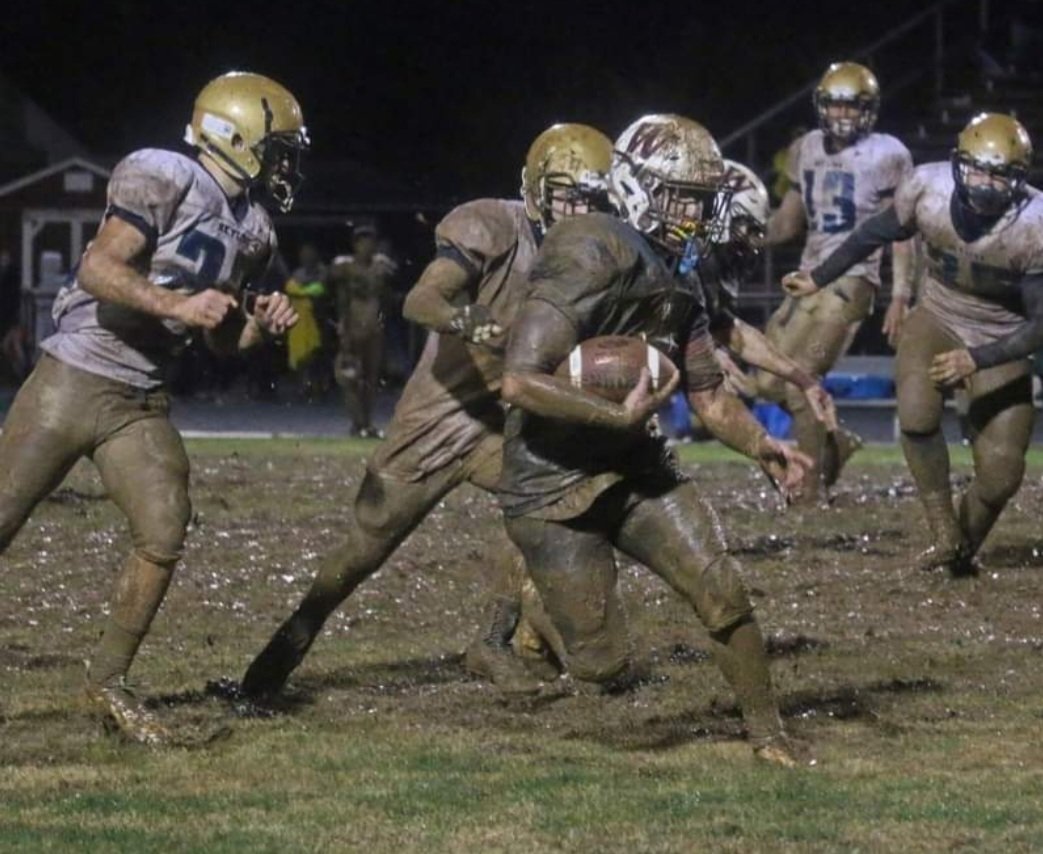 ltimages22630's tweet photo. Throw back Thursday  to the 2018 warren country Skyline  mud bowl... https://t.co/iBbCd2epsi
