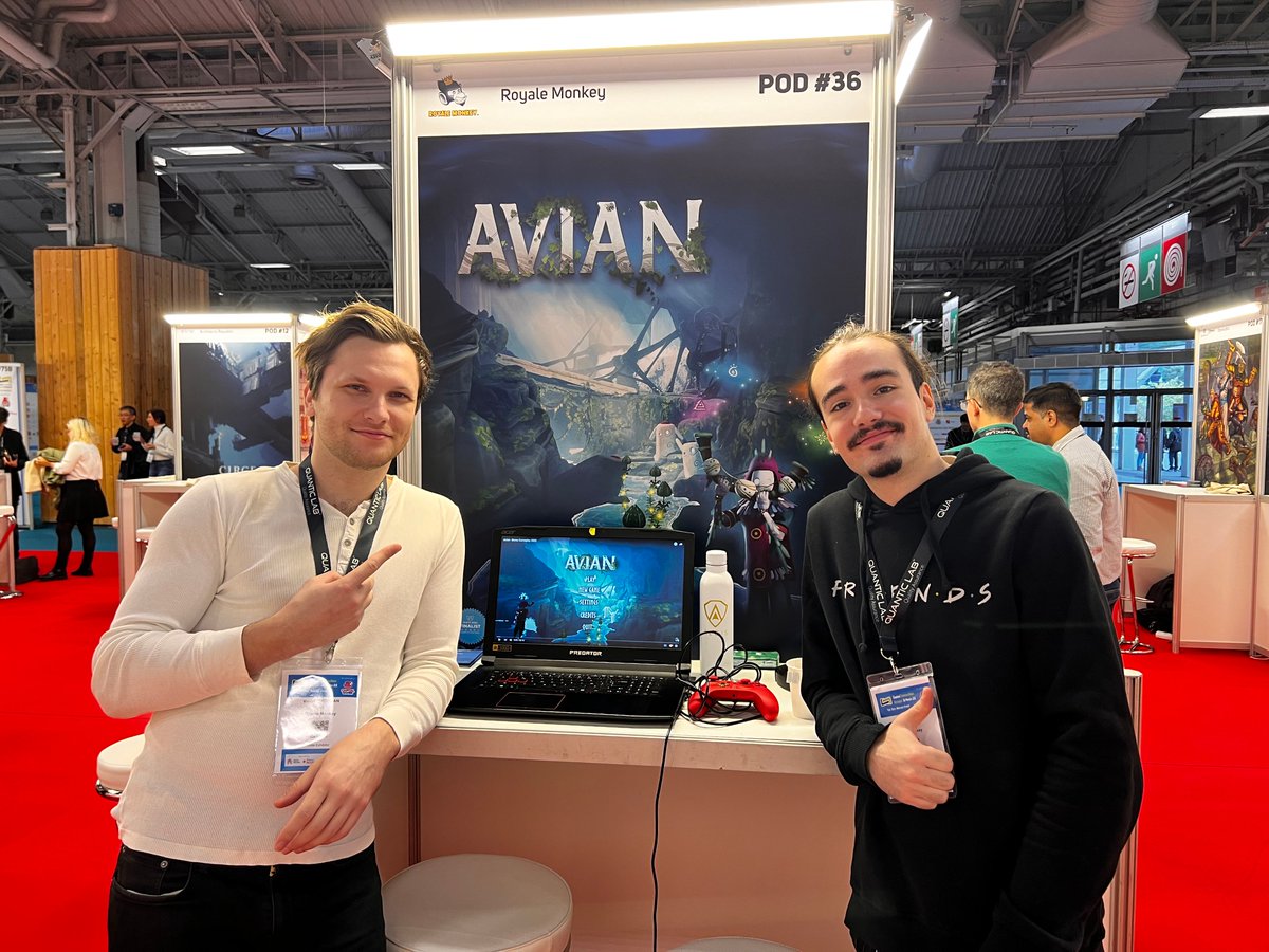 Royale Monkey tweet media