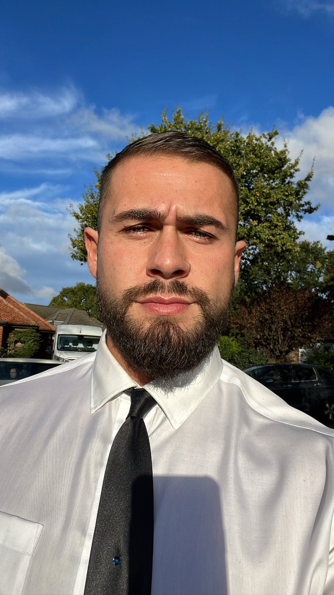 JamesATkhan's tweet photo. Handsome devil https://t.co/Qzoy1YUp73