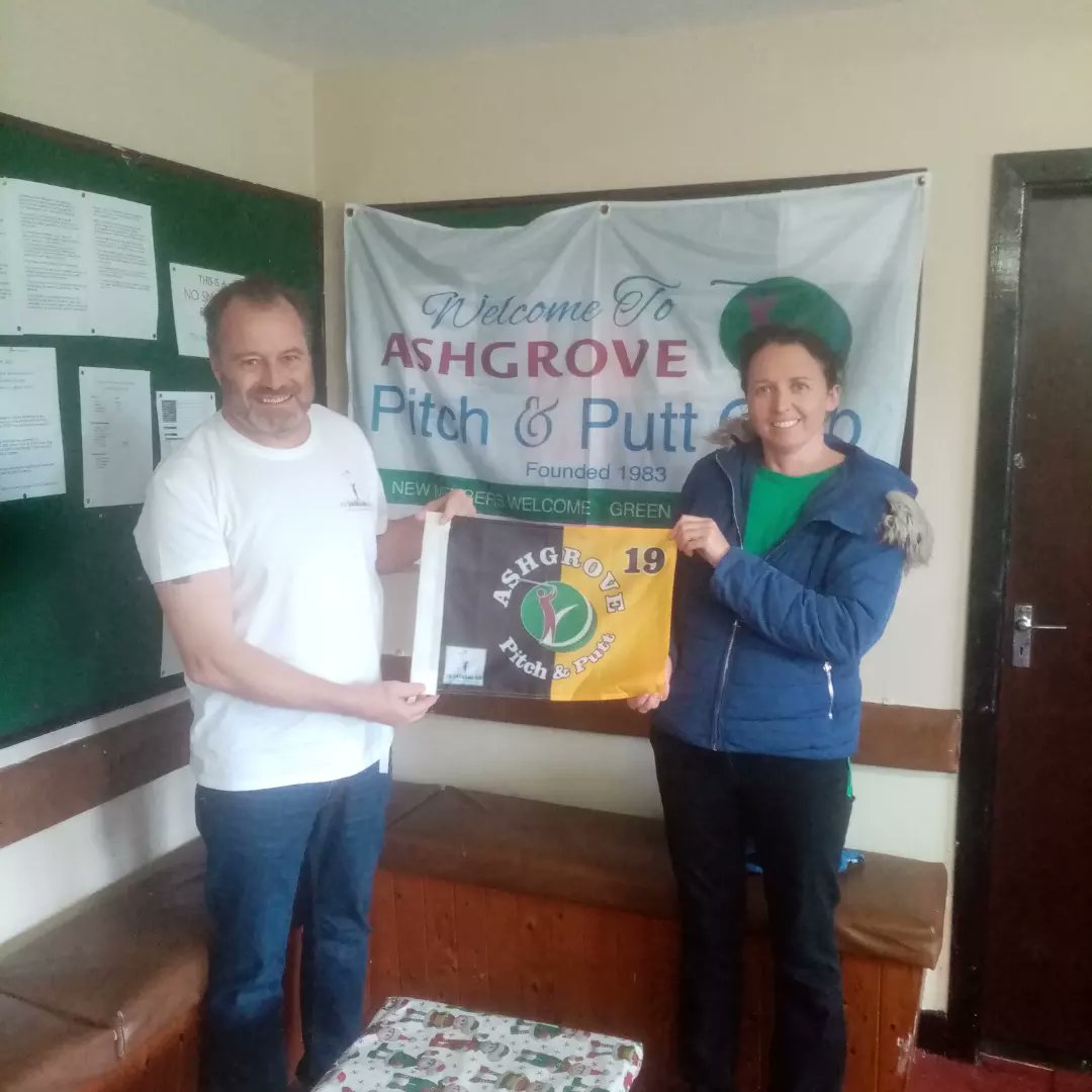 ashgrove_p's tweet photo. Delighted to welcome Andrew McGinley to the club yesterday to thank him for his support for the club through the charity asdarraghdid. We are very grateful for your support to our juveniles @conorsclips #darraghconorcarla https://t.co/M4ydNE7bB3
