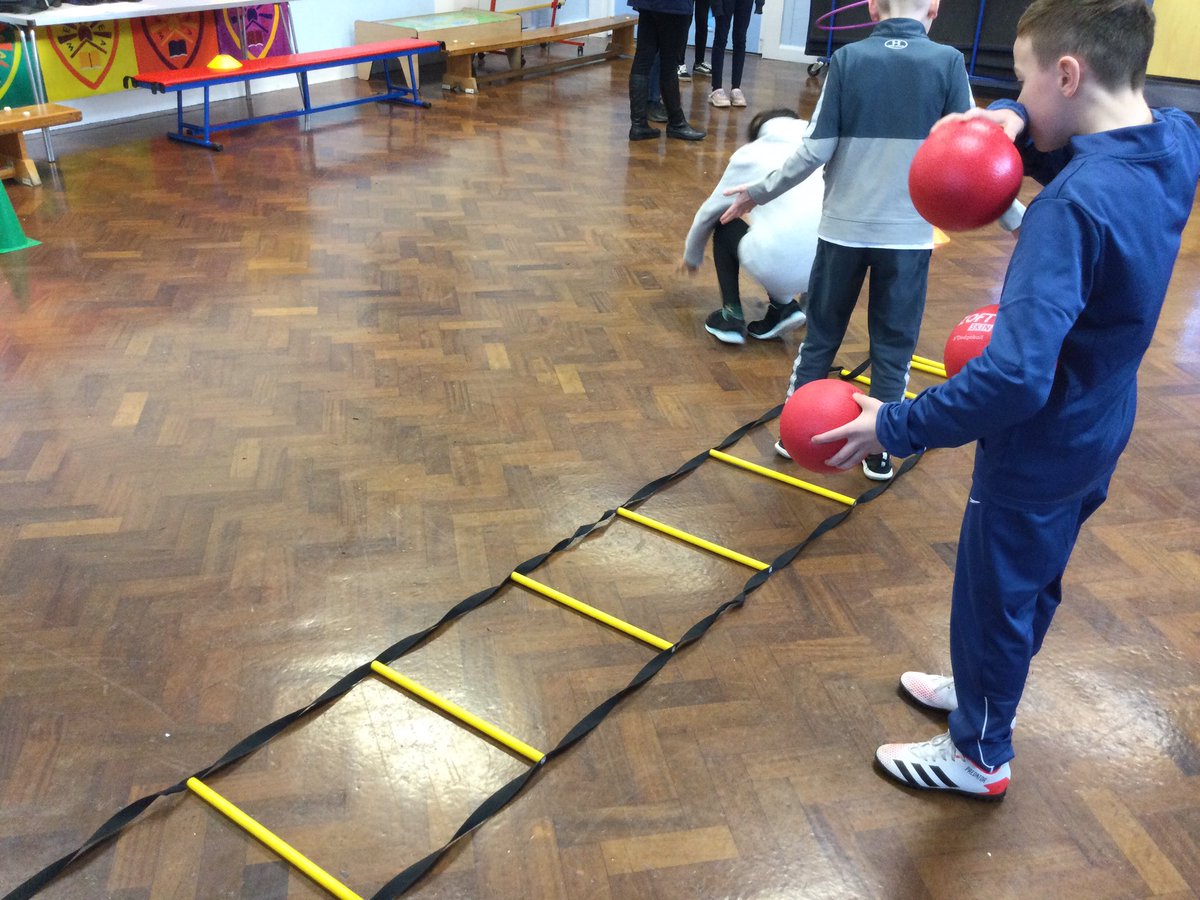UptonWestleasch's tweet photo. #WestleaYear6 have had playground leader training today ready to set up lunchtime activities for KS1.
#ChesterSSP #WestleaPE #CEPDCheshire @CEPD_chester https://t.co/SoJrVMMtNr