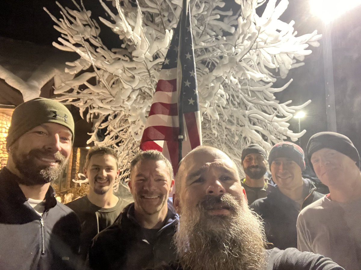 F3Glacier's tweet image. First snow workout of the season! #RainOrShine #HotOrCold