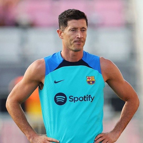 mundodabola's tweet photo. Em uma entrevista recente, Xavi Simons disse que no Barcelona não costumam trabalhar muito na academia.

Efeito Barça tá pegando no Lewandowski. https://t.co/OgHKjKqVpy