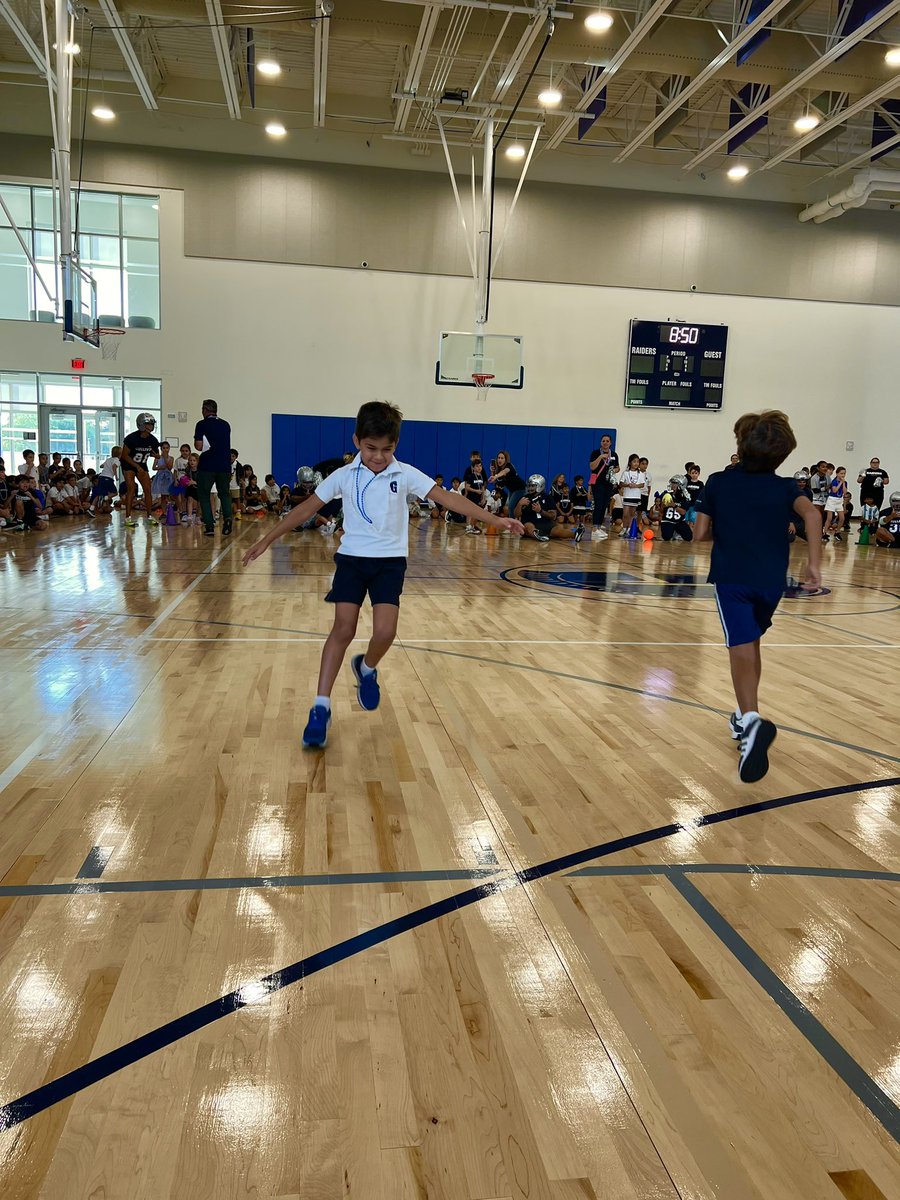 Lower School’s Pep Rally was a success! So much fun! Go Raiders ! 📣 <a href="/GulliverPrep_/">Gulliver Preparatory School</a> #FirstGrade #GulliverPrep