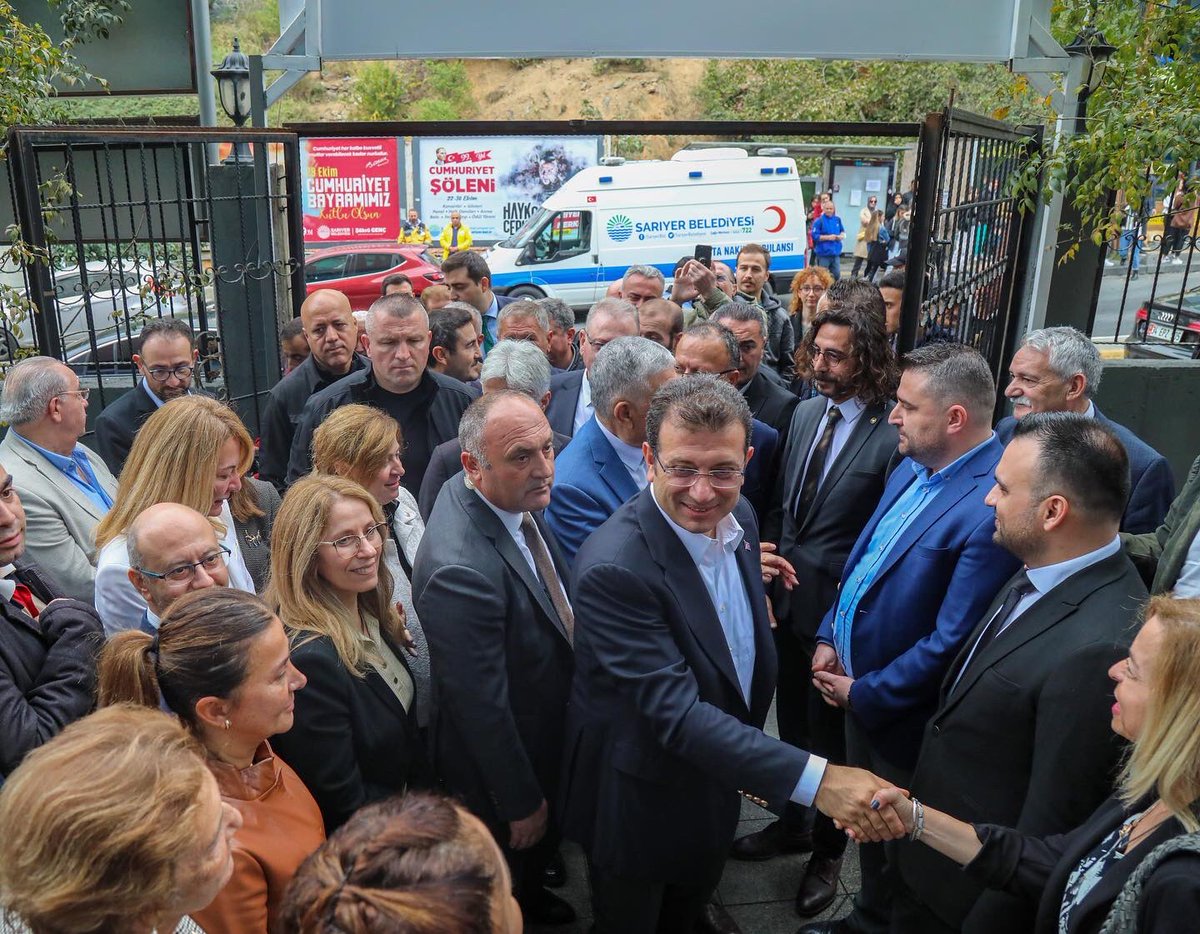 İstanbul Büyükşehir Belediye Başkanımız Sayın Ekrem İmamoğlu'nun katılımı ile 15. Bölgesel İstihdam Ofisimiz Sarıyer Ayazağa'da açıldı! Tüm iş arayanları istihdam ofislerimize bekliyoruz.