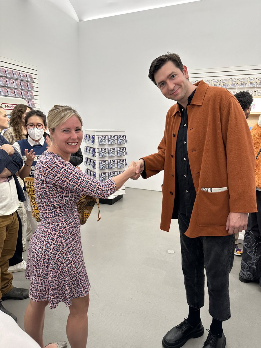 leahculver's tweet photo. New management. https://t.co/gFOlIb1pYN