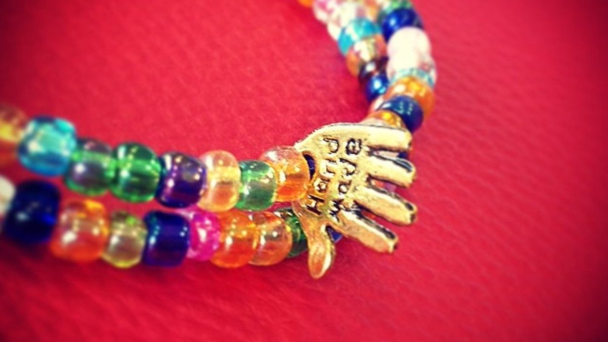 SalfordLeisure's tweet photo. There are only a few spaces left on the Beaded Jewellery #CraftSocial @carolinecoates on Wednesday 9th November @SalfordMuseum!
Create simple beaded jewellery including bracelets, necklaces, and earrings.
£10, all materials incl. 5:30-7pm.
Book now 👉 https://t.co/gMbqkprvBo https://t.co/XzRqAFeelM