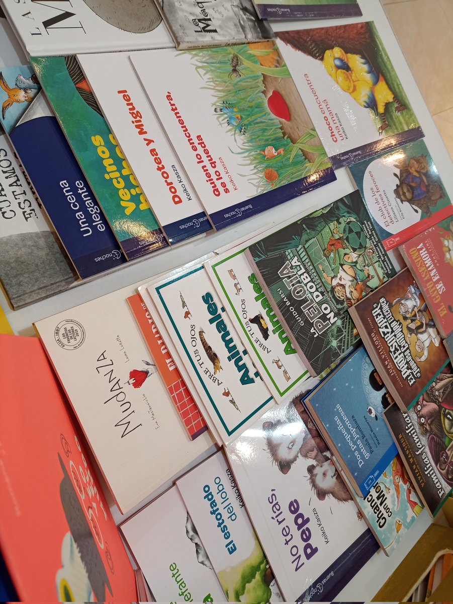 tejoncitomaya's tweet photo. Volvemos a Twitter para recordarles que estamos en la Feria Provincial del Libro. Visiten nuestro estand 😃 https://t.co/4ZB8Syy4FC