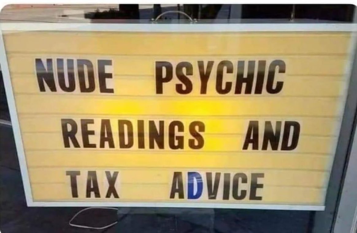 Super70sSports's tweet image. There’s a lot happening here.