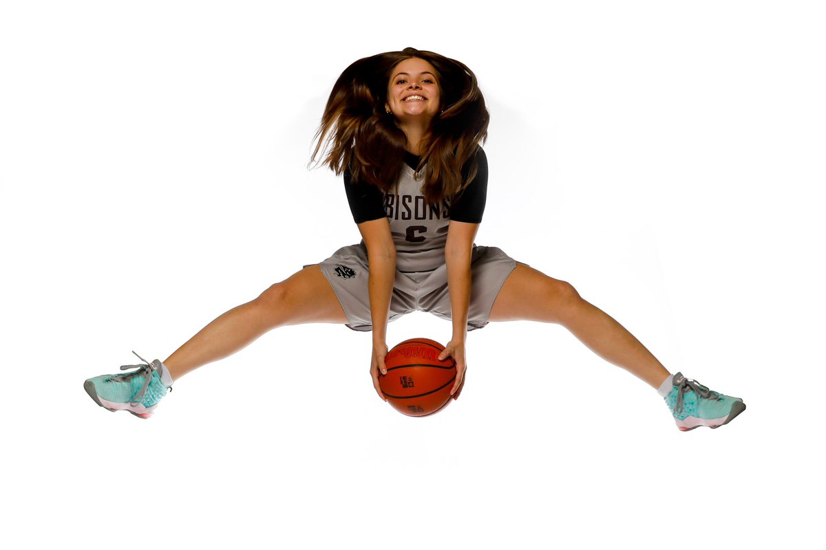 Home Opener Ready 🥶

Season previews for <a href="/bisonsmbb/">Bisons Men's Basketball</a> &amp; <a href="/bisonswbb/">Bisons Women's Basketball</a> to come at GOBISONS.ca 

Students get in FREE; see you tomorrow 🤘

#WeAreAllBisons #HornsUp🤘 #UManitoba