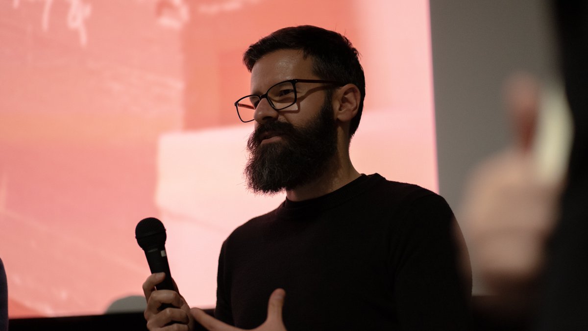SundShortsFilm's tweet photo. It was our pleasure to have the World PremiΓ¨re of WHEN I DIE LET THE UNIVERSE BURN at this year's Sunderland Shorts Film Festival! Following the screening it was fascinating to hear the emotional story behind the documentary from director @Evris_k π¬ #SSFF22 https://t.co/dti9AbXq5d