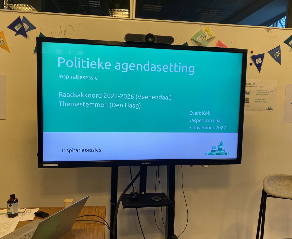 Dat was leuk! Tijdens #OpenStad Live een (digitaal) participatietraject van <a href="/RaadVeenendaal/">Raad Veenendaal</a> in de etalage zetten. Want de tijd dat je inwoners alleen liet meedenken in stoffige zaaltjes is echt passé. #digitaleparticipatie #lokaledemocratie