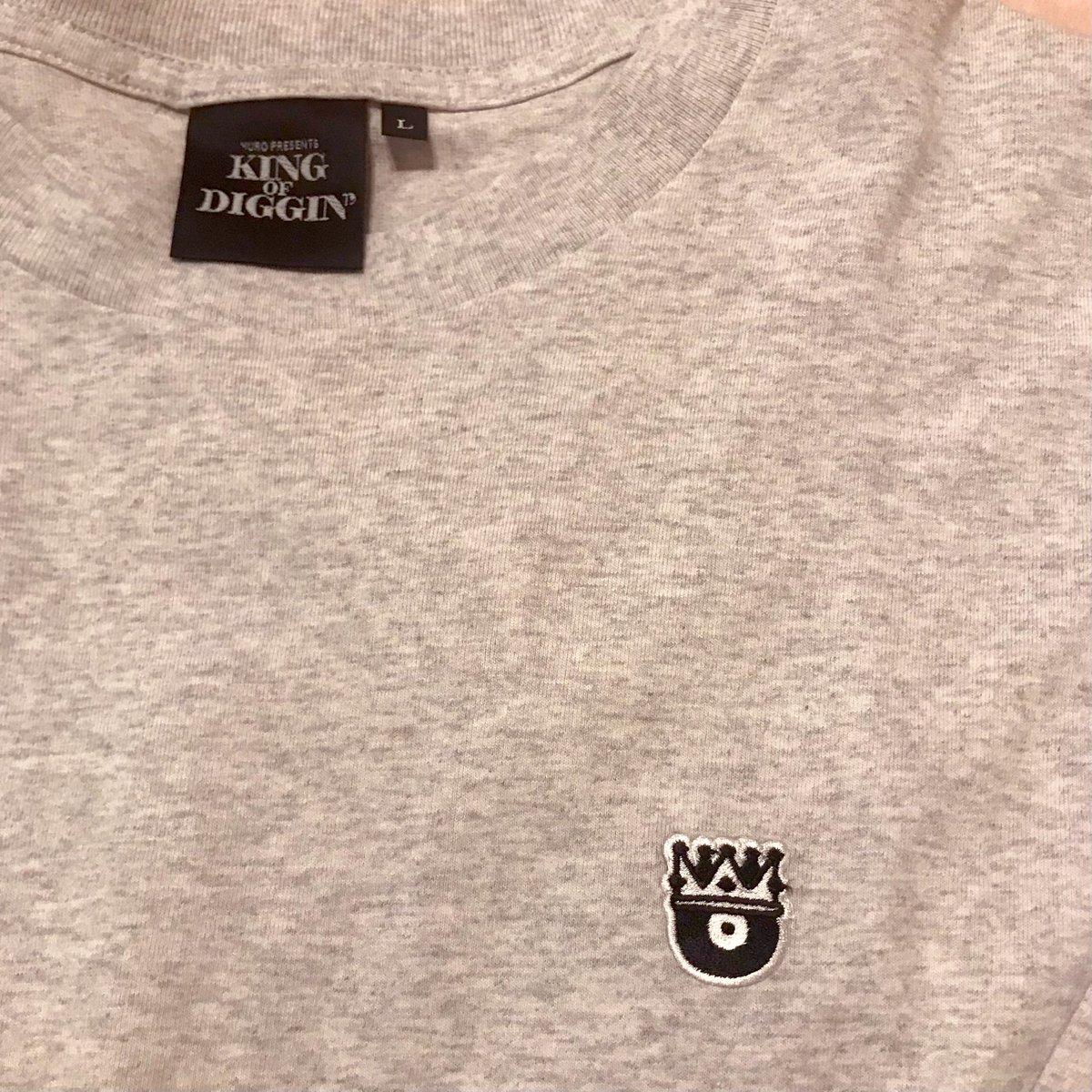 uniunimu's tweet photo. 今日のDIGGIN' HOUSEでゲットしたロンTでやんすぅ〜( ´•౪•`)👕
#kod_tfm #kingofdiggin #digginhouse https://t.co/QQXrtrMMcR