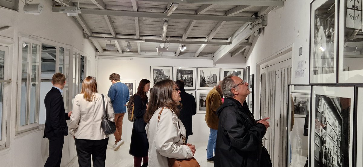 MediaConnect tweet media