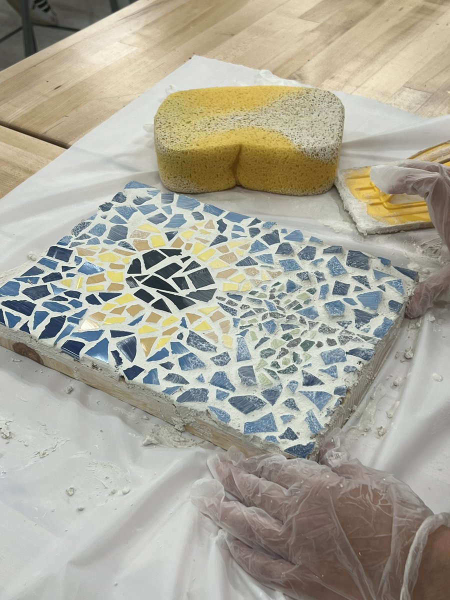 Two of my 8th graders went out of their comfort zones and tried something new!  Proud Moment!  Continue to SparkleOn Wolfpack. #choice <a href="/mr_pedersenwoms/">Brandon Pedersen</a> <a href="/DLDistrict76/">Diamond Lake District 76</a>