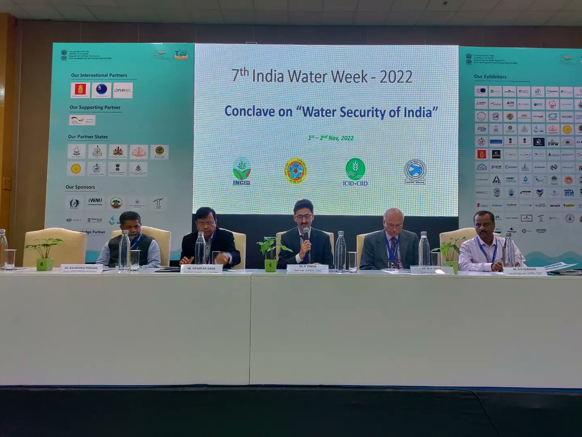 CWCOfficial_GoI's tweet photo. Sh K. Vohra, Member, CWC chaired a session in conclave on “Water Security of India” organised by @ICIDorg #INCID #indiawaterweek 2022.  Deliberations held by the experts on groundwater governance, knowledge creation &amp; capacity building and financing &amp; sustainability of resources. https://t.co/oVtdnY0X8J