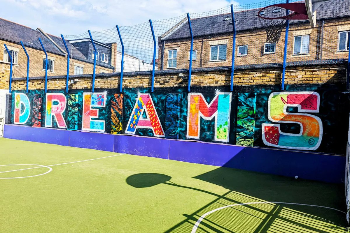 graffitistars's tweet photo. Dream Big! We love to work on walls and boards as part of our graffiti workshops. Get your school or organisation involved in a workshop that will brighten up your wall. 

#graffitistars #graffitiwalls #graffitiwalls #graffitiworkshops https://t.co/AQtXorIm1m