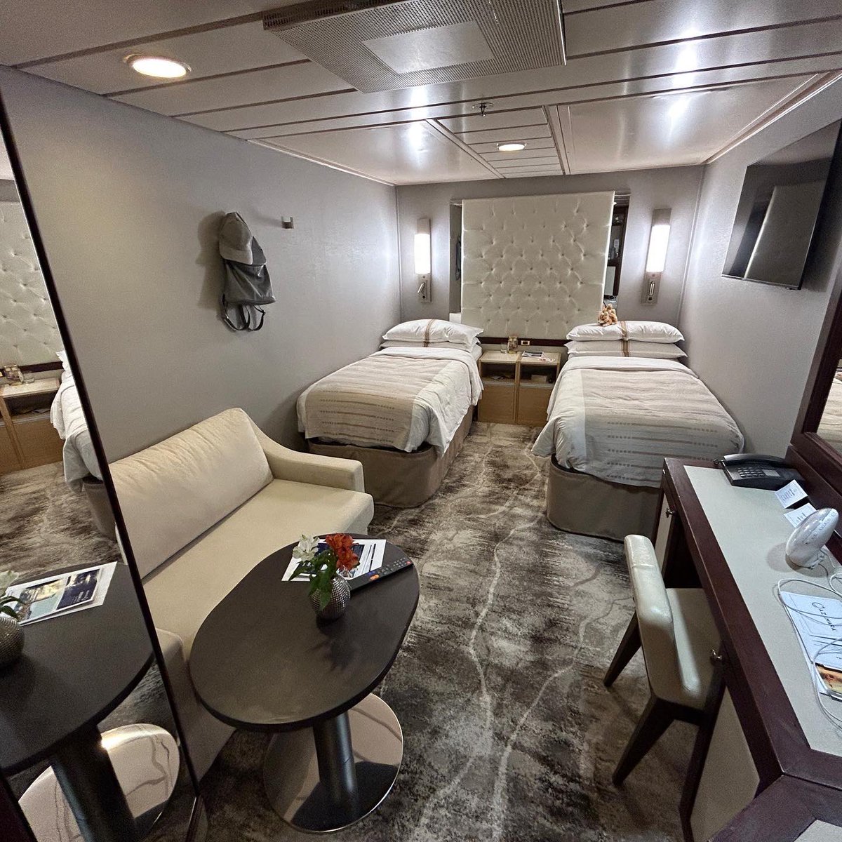 EmmaCruises ⚓️ tweet media