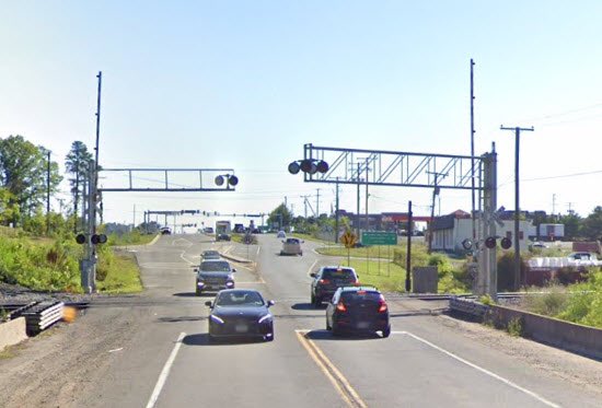 A train and vehicle crashed at this railroad crossing in Haymarket yesterday. @pwcdanica wants a Transportation Safety Fund to pay for safety improvements, like an overpass. Currently, most funding goes to projects to reduce congestion. She wants safety AND faster commutes.