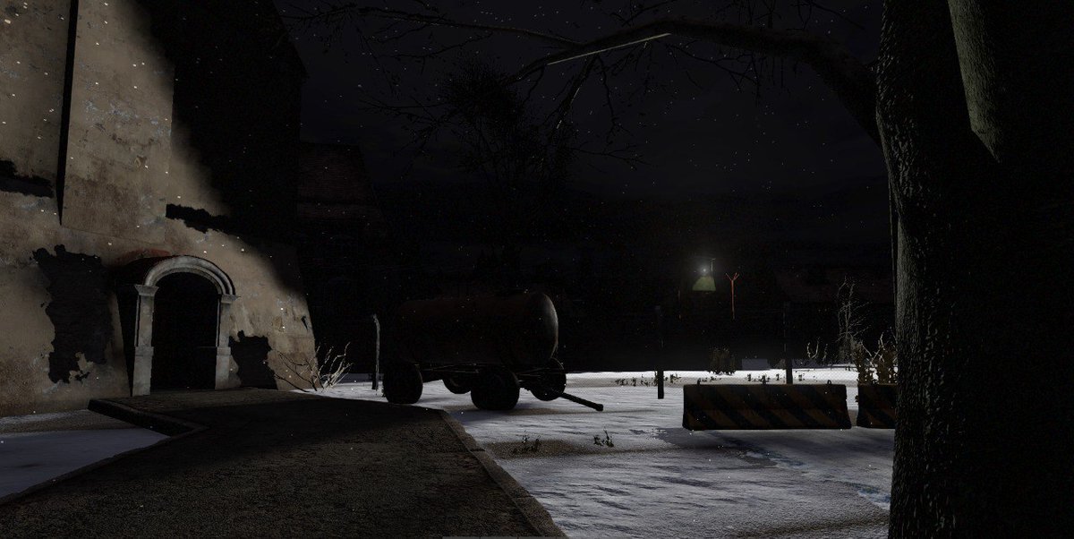 conplan77's tweet image. Our prision at night looks nicer than your prision at night. Just facts.
#DayZ #DeerIsle #CONPLAN