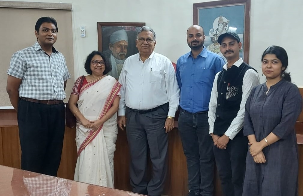 Vice-Chancellor Prof. Sudhir Kumar Jain has congratulated the Four #BHU research scholars who have been awarded the prestigious Prime Minister’s Research Fellowship for the May 2022 cycle. The research scholars today called on the Vice-Chancellor.
@VCofficeBHU