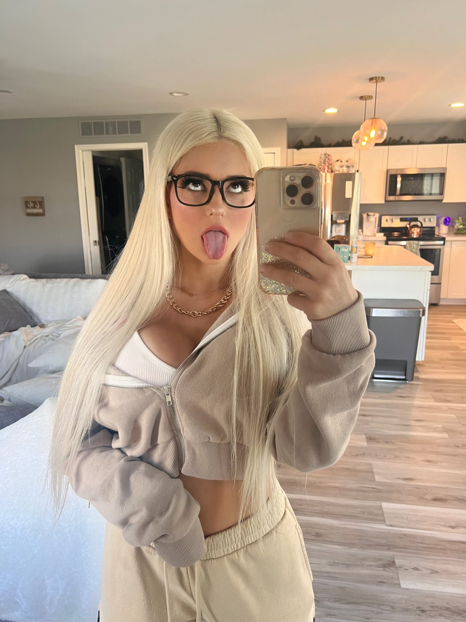 The Corinna Kopf Leak: 7 Shocking Secrets You Need To Know - i82qeqr
